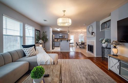 Barker House | Nice and cozy 3 bedroom house with office and pool table.