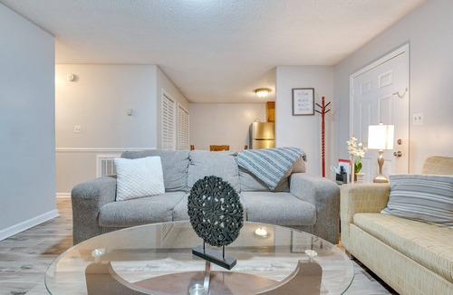 Cedartown Apartment | Nice and Cozy Place