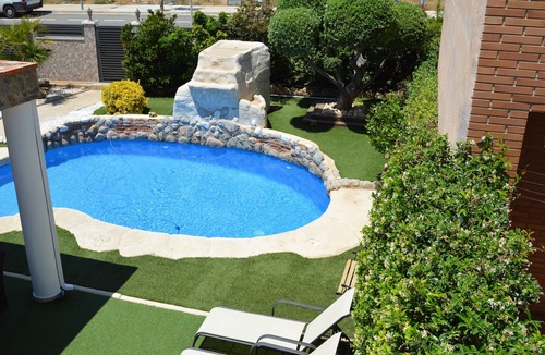 L'Hospitalet de l'Infant Ski Chalet | NICE AND QUIET VILLA, PRIVATE POOL, BBQ, A/C, NEAR THE BEACH