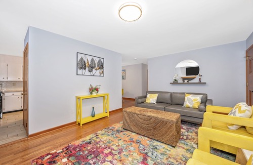 Hagerstown House | Nice and modern decor, 4BR 3BA, remodeled