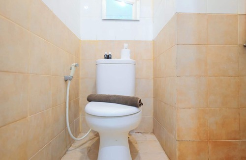 Rawasari Apartment | Nice And Strategic Studio At Apartment Green Pramuka City