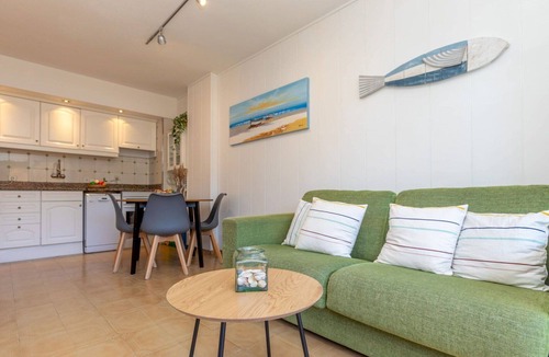 Aiguablava Apartment | Nice apartment for 4 people with pool, A/C, WIFI, TV, pets allowed and panoramic view