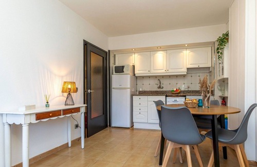 Aiguablava Apartment | Nice apartment for 4 people with pool, A/C, WIFI, TV, pets allowed and panoramic view