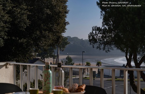 Saint-Palais-sur-Mer Apartment | Nice apartment in residence, sea view, elevator, parking