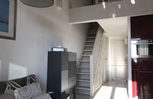 Bormes-Les-Mimosas Apartment | Nice apartment for 4 persons with a nice view