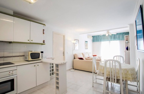 Els Arenals del Sol Apartment | Nice apartment in Arenales del Sol with swimming pool