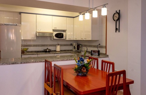 Malgrat de Mar Apartment | Nice apartment for 4 guests with A/C, pool, WIFI, TV and balcony
