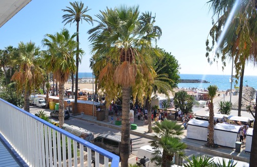 Sitges Town Center Apartment | Nice apartment facing the beach in the center of Sitges fully equipped
