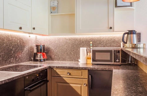 Nendaz Apartment | Nice apartment for 8 guests with WIFI, TV and terrace