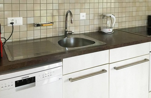 Glion Apartment | Nice apartment for 2 people with WIFI, patio and parking