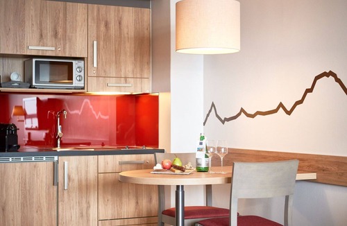 Beatenberg Apartment | Nice apartment for 2 people with WIFI, pool, TV, terrace and pets allowed