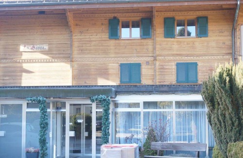 Gstaad Apartment | Nice apartment for 2 guests with WIFI, TV and balcony