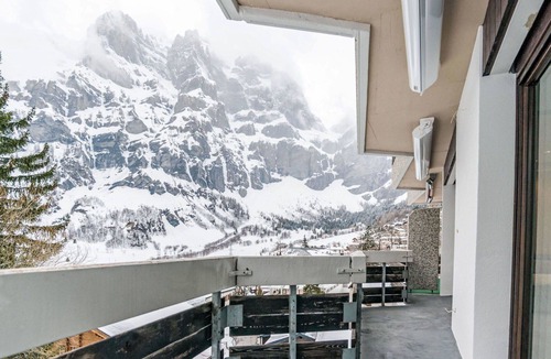 Leukerbad Apartment | Nice apartment for 3 people with WIFI, TV and balcony