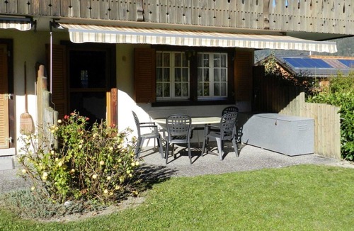Zweisimmen Apartment | Nice apartment for 3 people with WIFI, balcony, pets allowed and parking