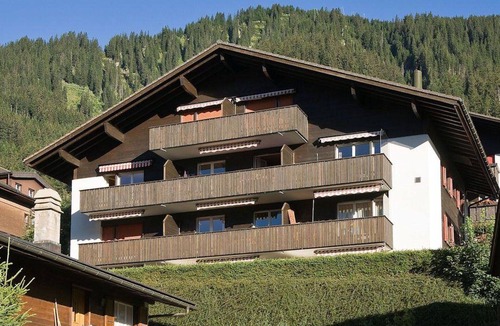 Adelboden Apartment | Nice apartment for 4 guests with TV and balcony