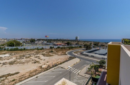 Flamenca Beach Apartment | Nice apartment for 4 guests with A/C, pool, WIFI, TV, terrace and pets allowed