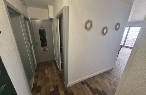Le Crotoy Apartment | Nice apartment for 4 people facing the sea.