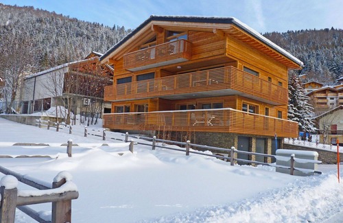 Leytron Apartment | Nice apartment for 4 guests with WIFI, TV and balcony