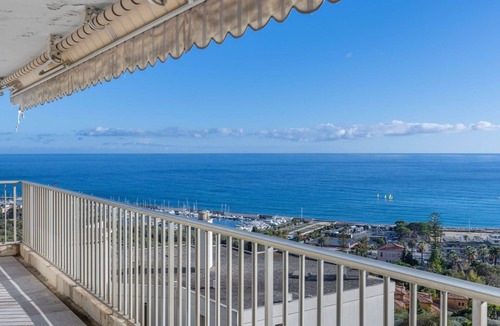 Menton Apartment | Nice apartment for 4 guests with pool, WIFI, TV and terrace