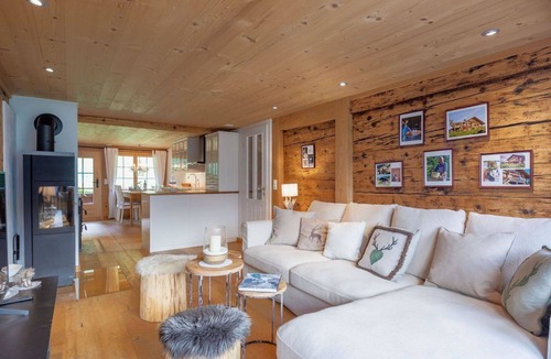 Lenk Apartment | Nice apartment for 4 guests with WIFI, TV, balcony and pets allowed