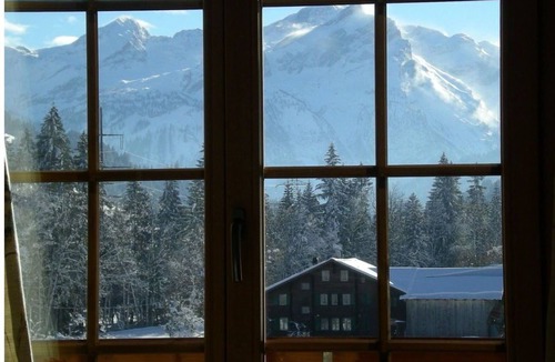 Zweisimmen Nr Gstaad Apartment | Nice apartment for 4 guests with WIFI, TV and balcony