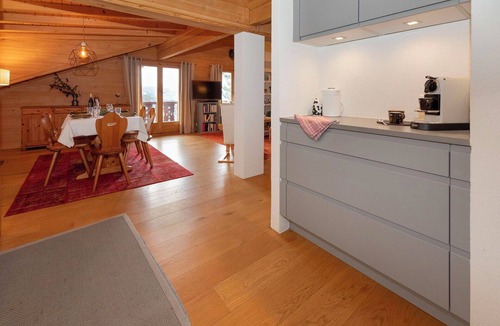 Arveyes Apartment | Nice apartment for 4 people with WIFI, TV and patio