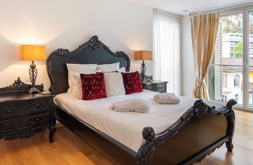 Montreux Apartment | Nice apartment for 4 people with pool, WIFI, A/C, hot tub, TV, balcony, panoramic view and parking