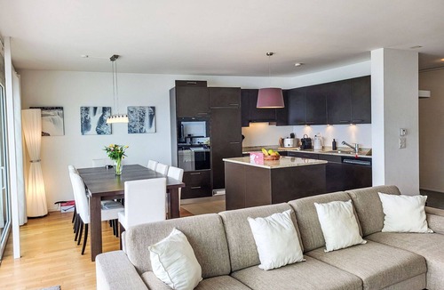 Magadino Apartment | Nice apartment for 5 people with WIFI, pool, A/C, TV and terrace