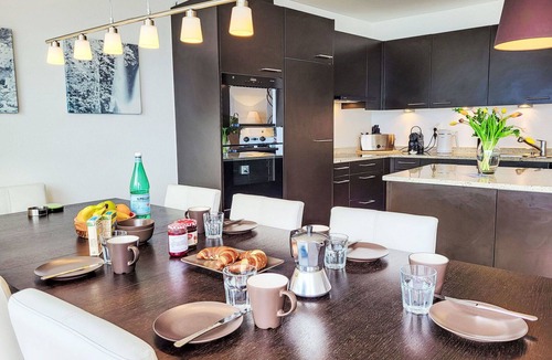 Magadino Apartment | Nice apartment for 5 people with WIFI, pool, A/C, TV and terrace