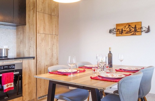 Veysonnaz Apartment | Nice apartment for 5 guests with WIFI, balcony and pets allowed