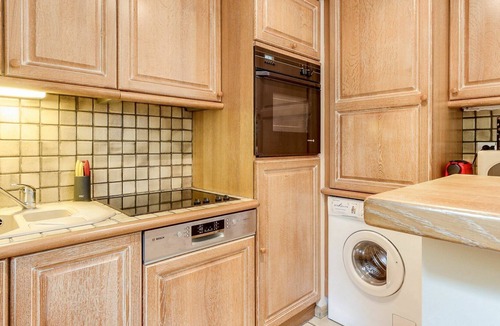 Saint-Arnoult Apartment | Nice apartment for 5 guests with WIFI, TV, terrace and parking