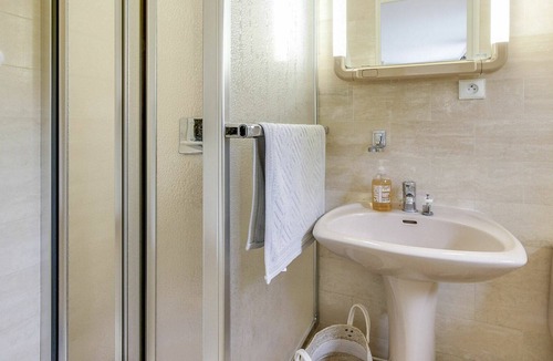 Saint-Arnoult Apartment | Nice apartment for 5 guests with WIFI, TV, terrace and parking