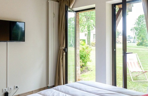 Saint-Arnoult Apartment | Nice apartment for 5 guests with WIFI, TV, terrace and parking