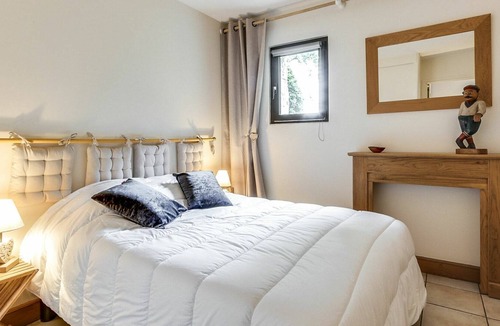 Saint-Arnoult Apartment | Nice apartment for 5 guests with WIFI, TV, terrace and parking
