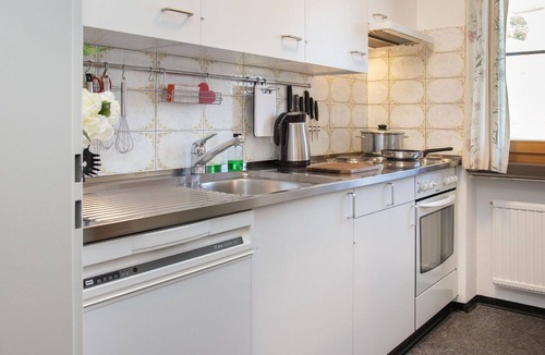 Falera Apartment | Nice apartment for 5 people with pool, WIFI, TV, balcony, pets allowed and panoramic view