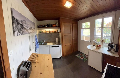 Adelboden Apartment | Nice apartment for 6 guests with WIFI, TV and balcony