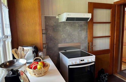 Adelboden Apartment | Nice apartment for 6 guests with WIFI, TV and balcony