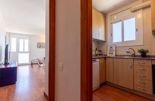 Cunit Apartment | Nice apartment for 6 guests with pool, WIFI, TV and balcony