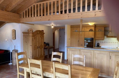 Saanenmoeser Apartment | Nice apartment for 6 people with WIFI, TV and balcony