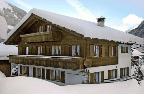 Elm Apartment | Nice apartment for 7 people with WIFI, TV, patio and panoramic view