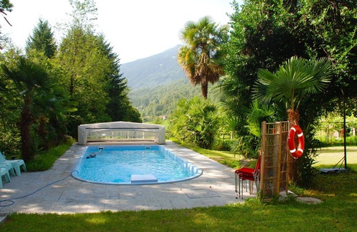 Negrentino Apartment | Nice apartment for 4 people with pool, WIFI, TV, patio, pets allowed and panoramic view
