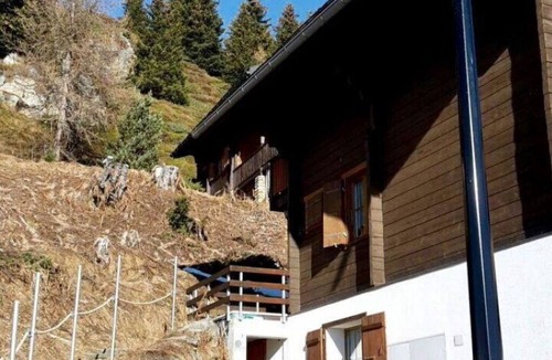 Bettmeralp Apartment | Nice apartment for 4 people with WIFI, TV and balcony