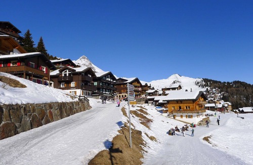 Bettmeralp Apartment | Nice apartment for 4 people with WIFI, TV and balcony