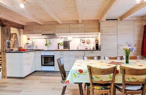 Brienzwiler Apartment | Nice apartment for 7 people with WIFI, TV, terrace, pets allowed and panoramic view
