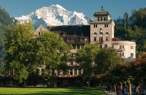 Central Interlaken Apartment | Nice apartment for 4 guests with WIFI, TV, balcony and panoramic view