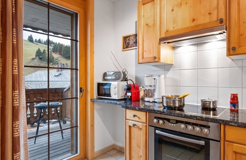 Val d'Illiez Apartment | Nice apartment for 4 people with WIFI, TV, balcony and pets allowed