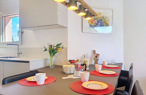 Pura Apartment | Nice apartment for 4 people with WIFI, pool, TV, balcony and panoramic view