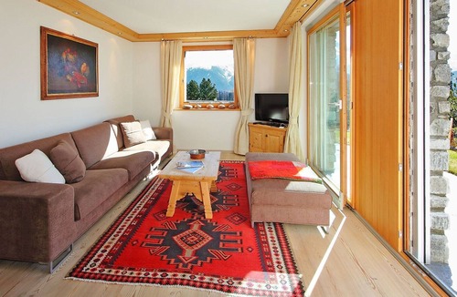 St. Moritz Apartment | Nice apartment for 5 people with WIFI, TV, patio and parking