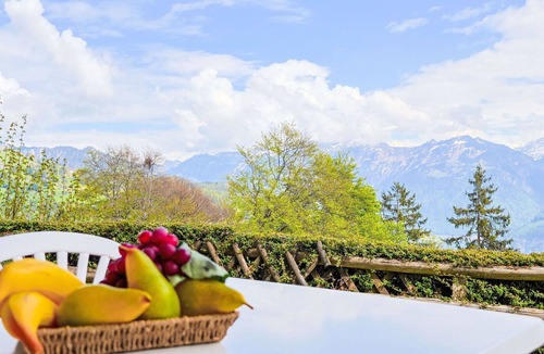 Sundlauenen Apartment | Nice apartment for 4 guests with WIFI and patio