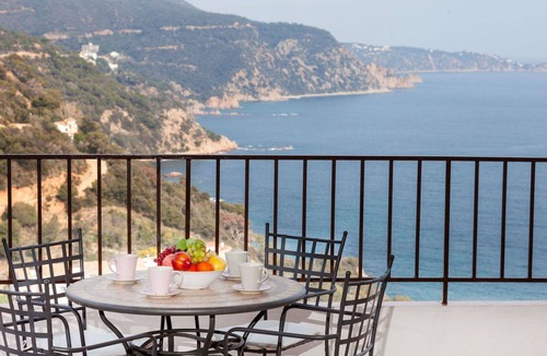 Tossa de Mar Apartment | Nice apartment for 4 guests with WIFI, TV and terrace